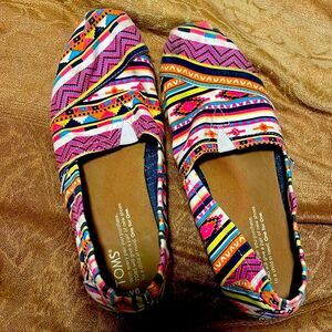 Tom’s comfortable loafers